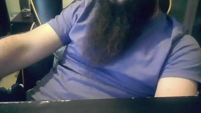 LondonMan1988 online show from 12/17/25, 11:21