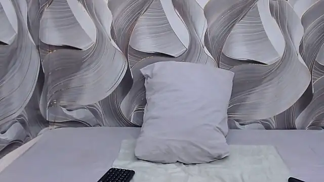 GlowGoddessxx online show from 05/02/26, 06:02