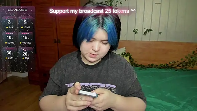 Alisa Monroe online show from 10/12/25, 04:25