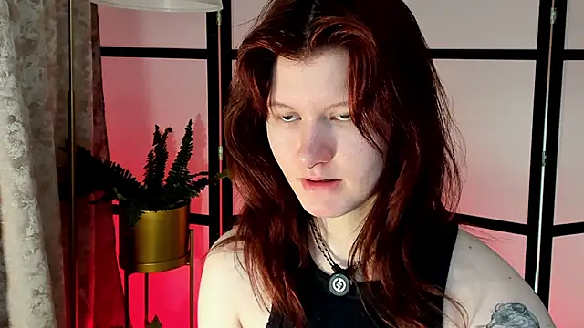 Snapshot of Aria_Vox chatting on 02/18/26, 12:34 Aria Vox online show from 02/18/26, 12:34