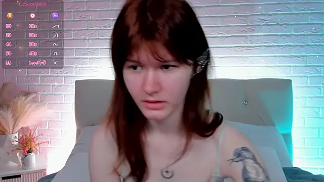 Aria Vox online show from 09/21/25, 06:07