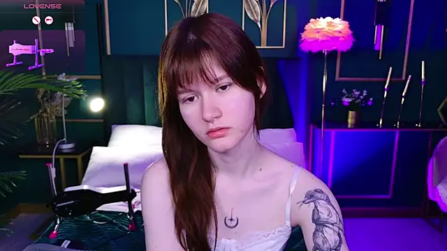 Aria Vox online show from 11/22/25, 03:27