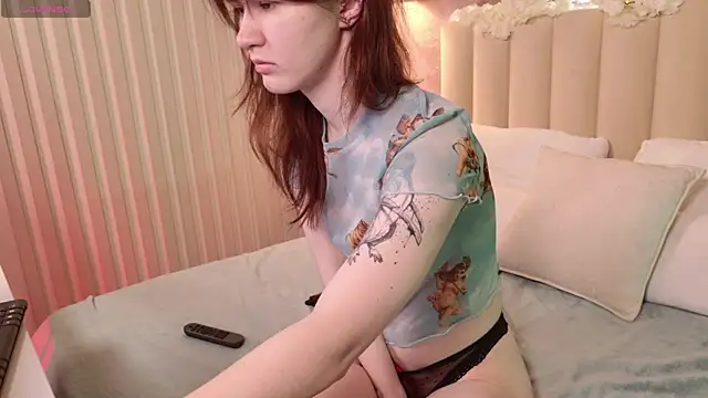 Aria Vox online show from 09/14/25, 03:29