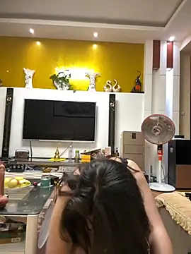 anna yngs online show from 10/21/25, 11:20