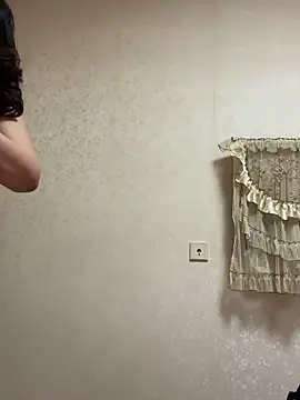 anna yngs online show from 11/03/25, 11:36