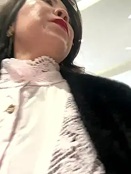 anna yngs online show from 11/04/25, 07:01