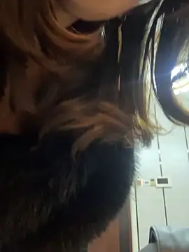 anna yngs online show from 12/04/25, 02:05