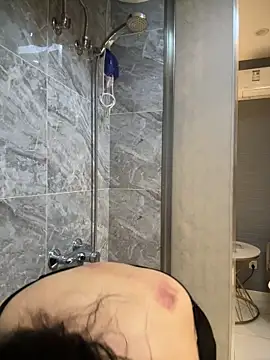 anna yngs online show from 11/28/25, 01:06