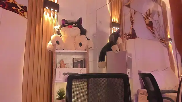 AgathaAtenea online show from 11/21/25, 07:24