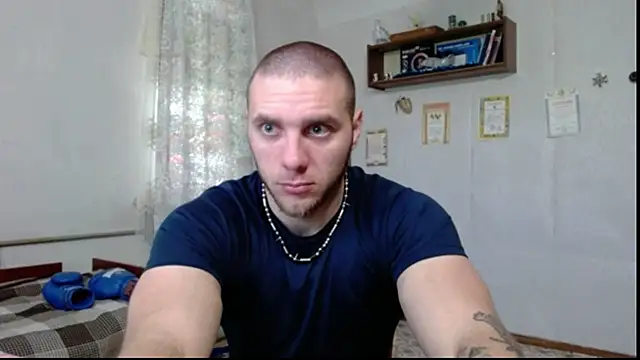 Jordan1Dior online show from 04/19/26, 07:42