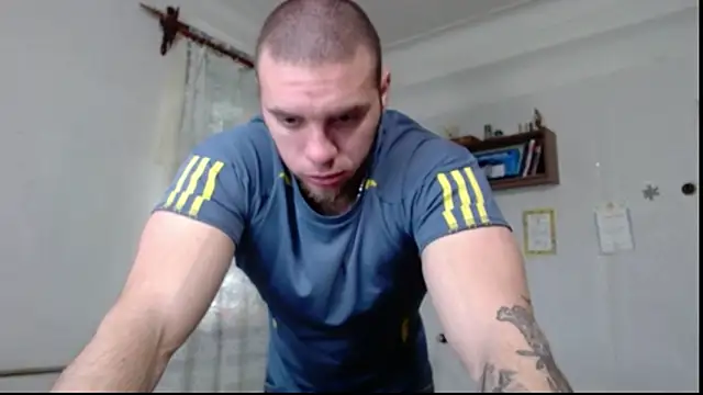 Jordan1Dior online show from 04/23/26, 07:48