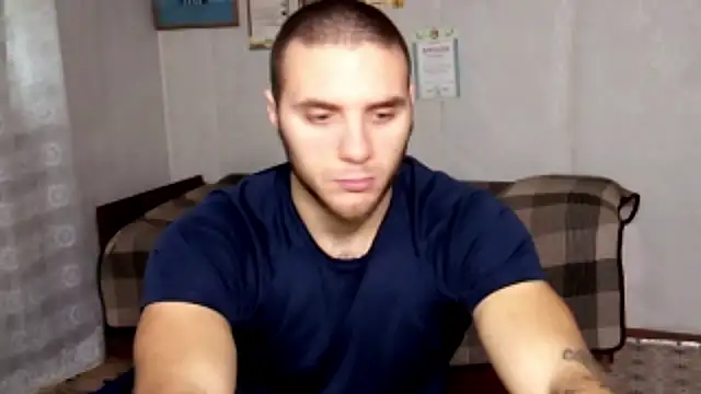 Jordan1Dior online show from 11/18/25, 07:44