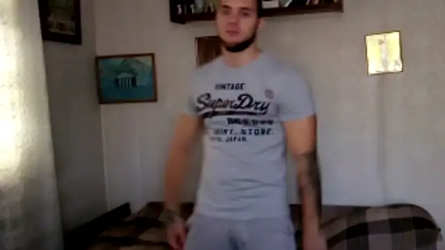 Jordan1Dior online show from 10/30/25, 07:17