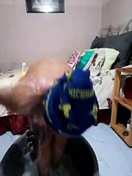 Yummyboomsbb online show from 04/15/26, 01:37