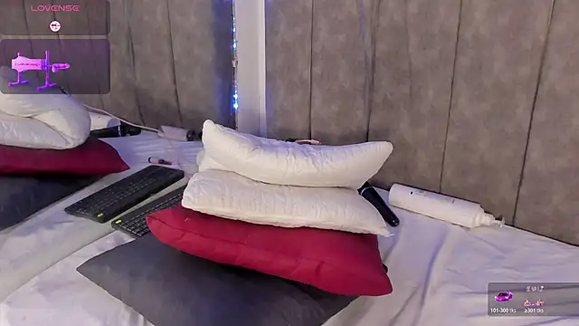 luna78hard online show from 02/20/26, 06:19