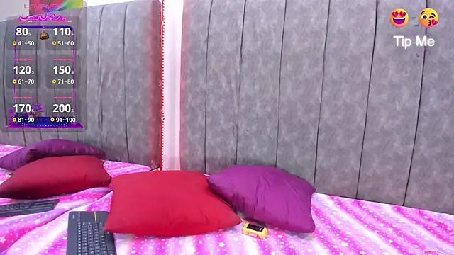 luna78hard online show from 12/23/25, 01:38