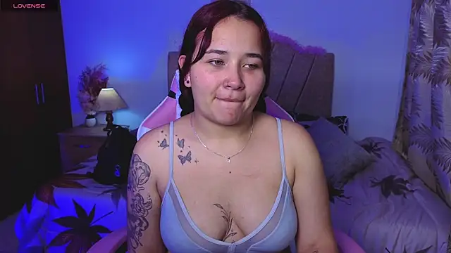Leakitten online show from 09/29/25, 11:43