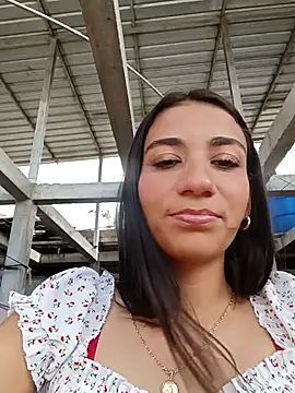 Snapshot of -juicy_ chatting on 10/10/25, 08:53 -juicy online show from 10/10/25, 08:53