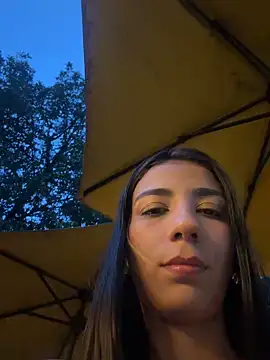 -juicy  online show from 11/20/25, 10:42