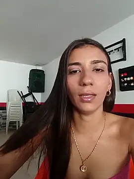 Snapshot of -juicy_ chatting on 09/29/25, 08:47 -juicy online show from 09/29/25, 08:47