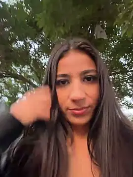 -juicy  online show from 04/15/26, 11:05