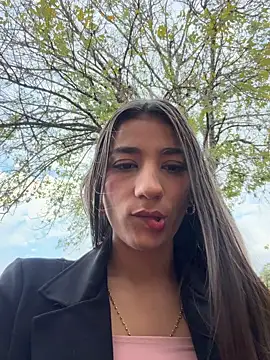 -juicy  online show from 02/15/26, 10:30