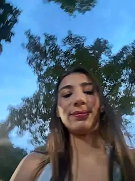 -juicy  online show from 11/30/25, 10:43