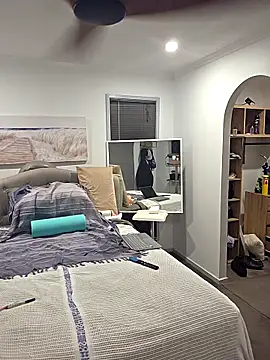 iamthepublickmasterbater online show from 11/25/25, 03:01