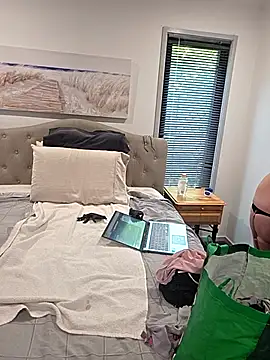 iamthepublickmasterbater online show from 04/15/26, 01:33