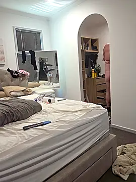 iamthepublickmasterbater online show from 12/04/25, 11:26