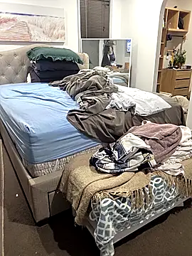 iamthepublickmasterbater online show from 12/16/25, 08:18