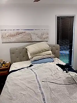 iamthepublickmasterbater online show from 10/31/25, 08:49