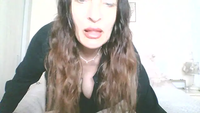 EllaKent online show from 03/23/26, 03:45