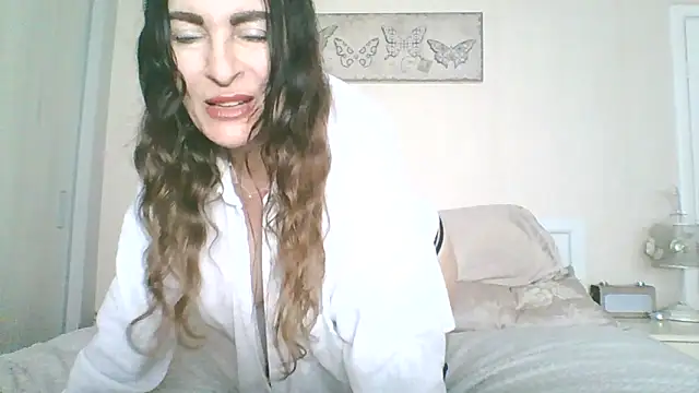 EllaKent online show from 03/02/26, 03:41