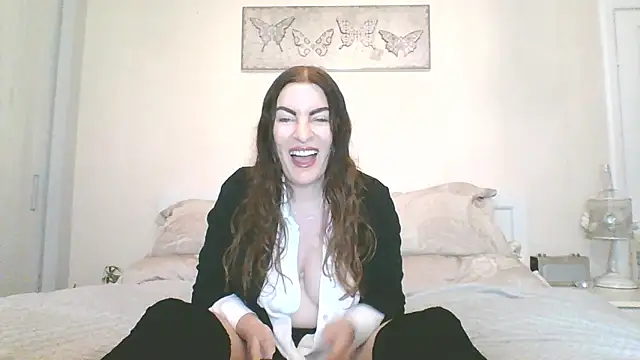 EllaKent online show from 01/08/26, 03:40