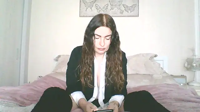 EllaKent online show from 02/01/26, 10:13