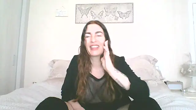 EllaKent online show from 04/17/26, 09:12