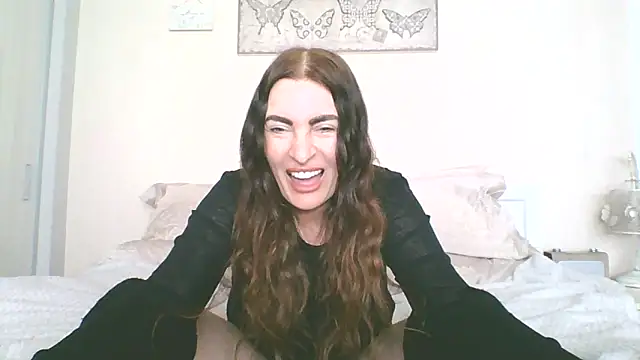 EllaKent online show from 05/11/26, 04:04