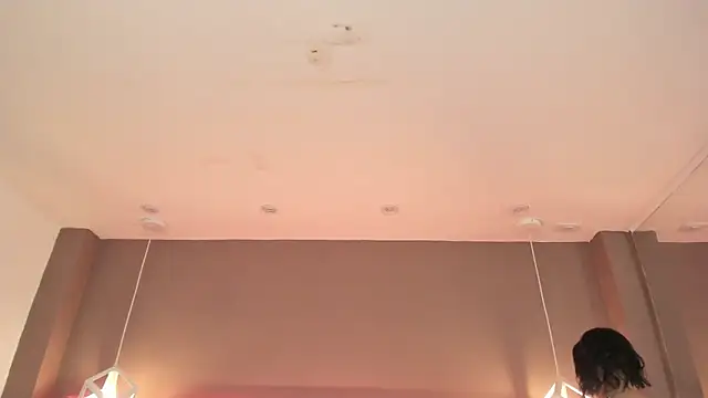 Snapshot of aa_lunit chatting on 10/21/25, 01:10 aa lunit online show from 10/21/25, 01:10