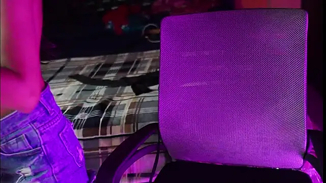 NidhiChandra online show from 09/15/25, 06:19