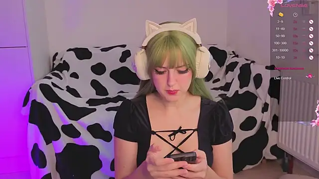 bananasgirl online show from 09/14/25, 06:25