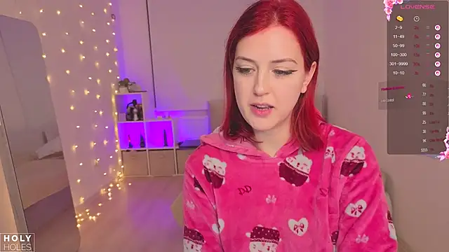 bananasgirl online show from 11/27/25, 04:07