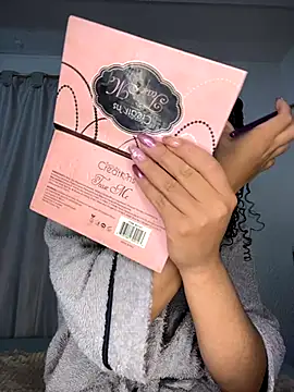 Yasmin777  online show from 10/26/25, 12:22