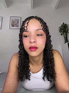 Snapshot of Yasmin777_ chatting on 06/06/26, 05:07 Yasmin777 online show from 06/06/26, 05:07