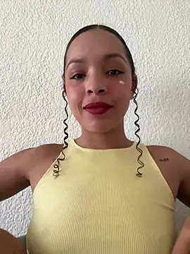 Yasmin777  online show from 04/01/26, 08:50