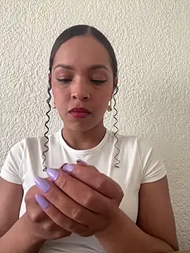 Yasmin777  online show from 03/13/26, 06:57