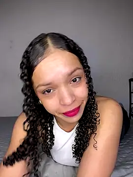 Yasmin777  online show from 12/01/25, 12:00