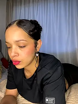 Yasmin777  online show from 10/24/25, 10:31