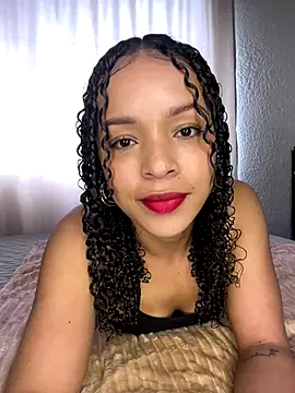 Snapshot of Yasmin777_ chatting on 09/23/25, 06:04 Yasmin777 online show from 09/23/25, 06:04