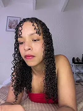 Yasmin777  online show from 03/15/26, 09:00